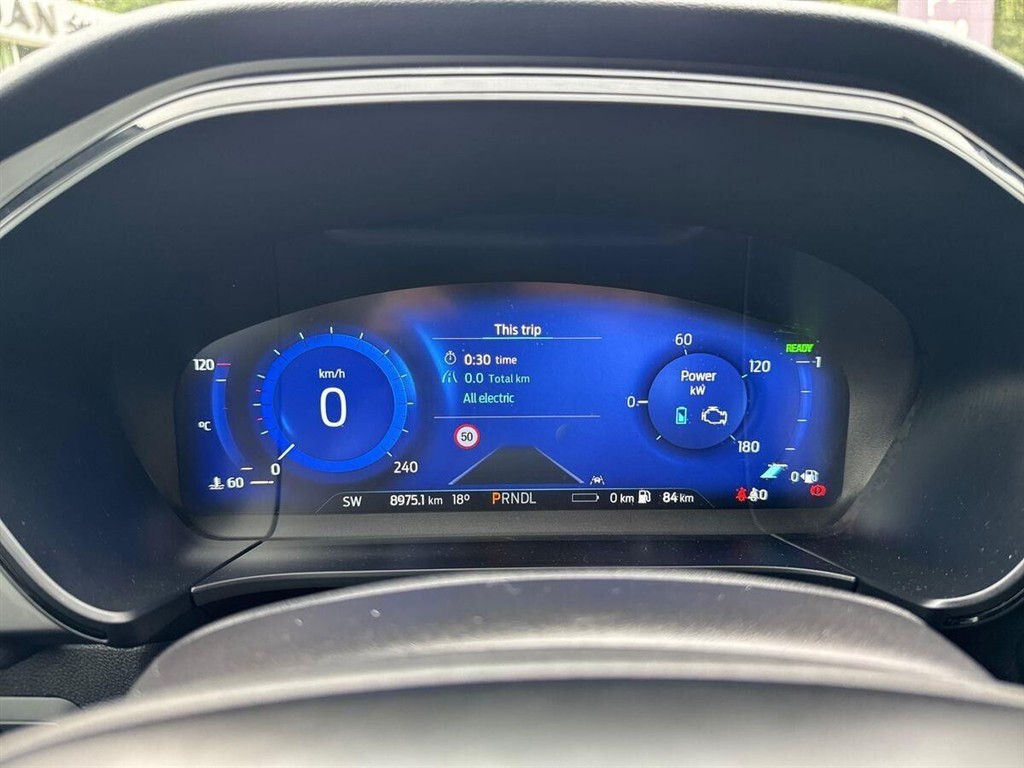 Ford Kuga 2,5 Plugin-hybrid Graphite Tech CVT 225HK 5d Trinl. Gear - Image 12