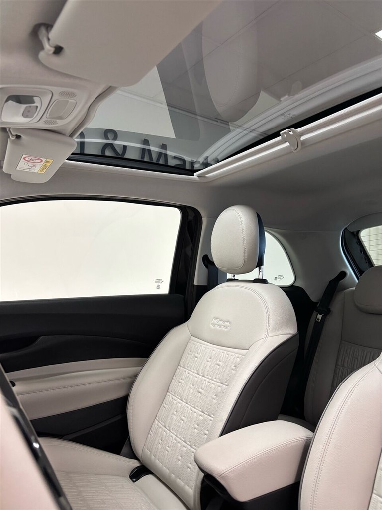 Fiat 500e EL La Prima By Bocelli 118HK 3d Aut. - Image 6