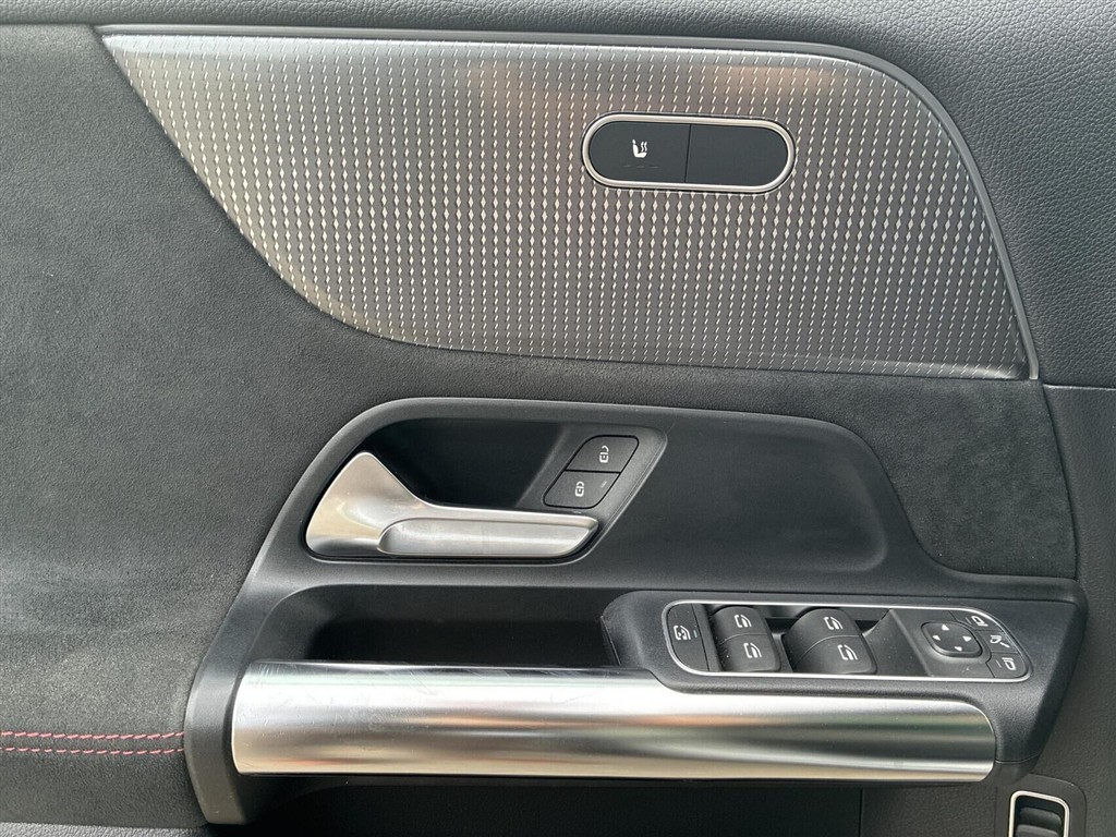 Mercedes-Benz EQA 250 EL AMG Line 190HK 5d Aut. - Image 10