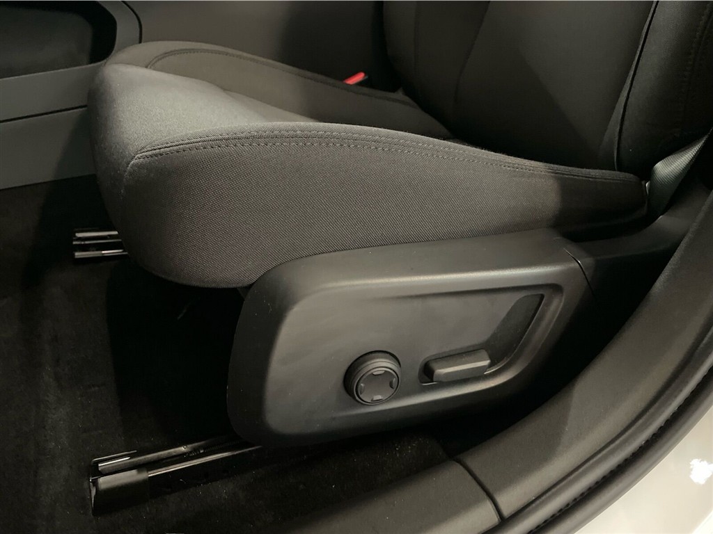 Polestar 2 EL Long range Single motor Plus 231HK 5d Aut. - Image 20