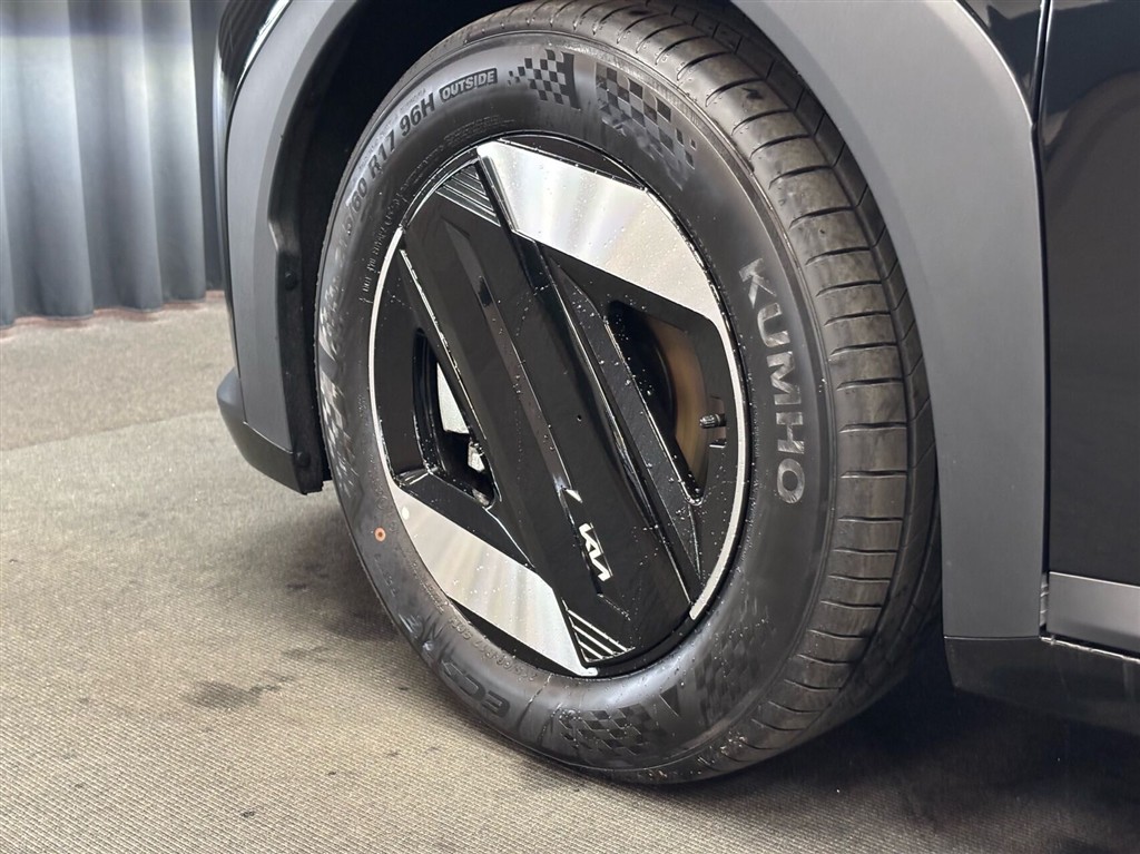 Kia EV4 Fastback Long Range Business Plus 204HK Aut. - Image 6