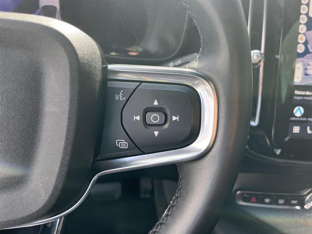 Volvo C40 Recharge Extended Range Core 252HK 5d Aut. - Image 9