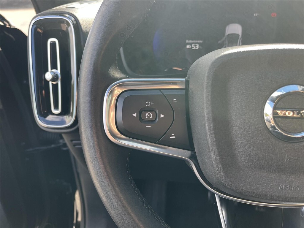 Volvo C40 Recharge Extended Range Core 252HK 5d Aut. - Image 10