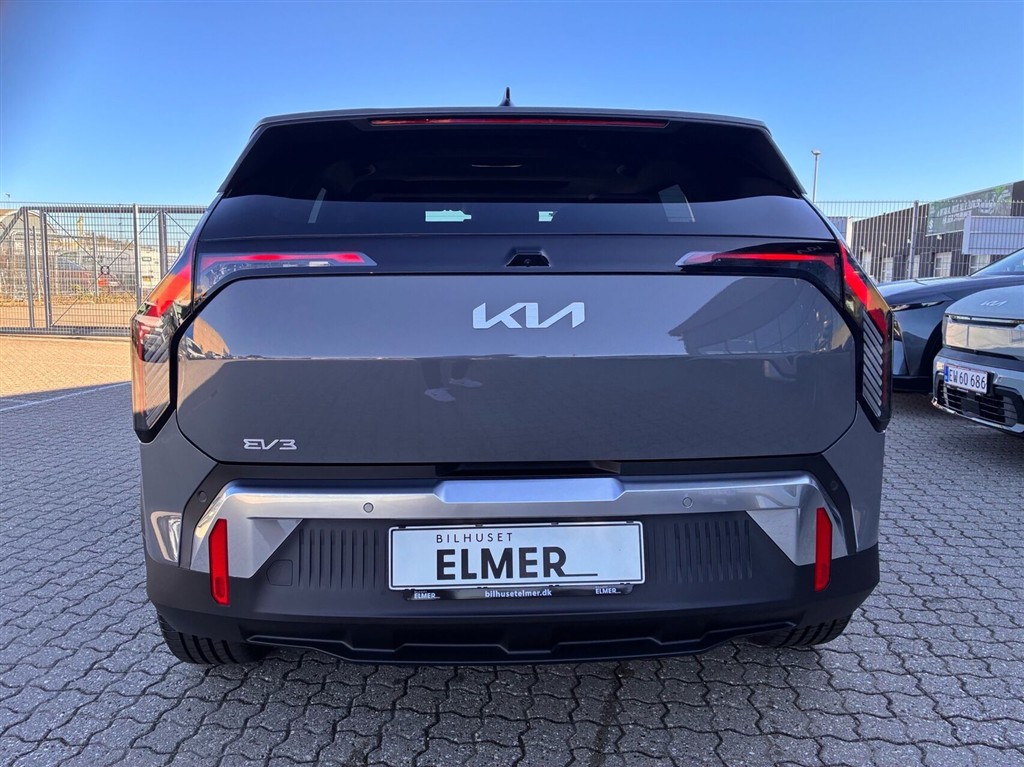 Kia EV3 Long Range Upgrade 204HK 5d Aut. - Image 4