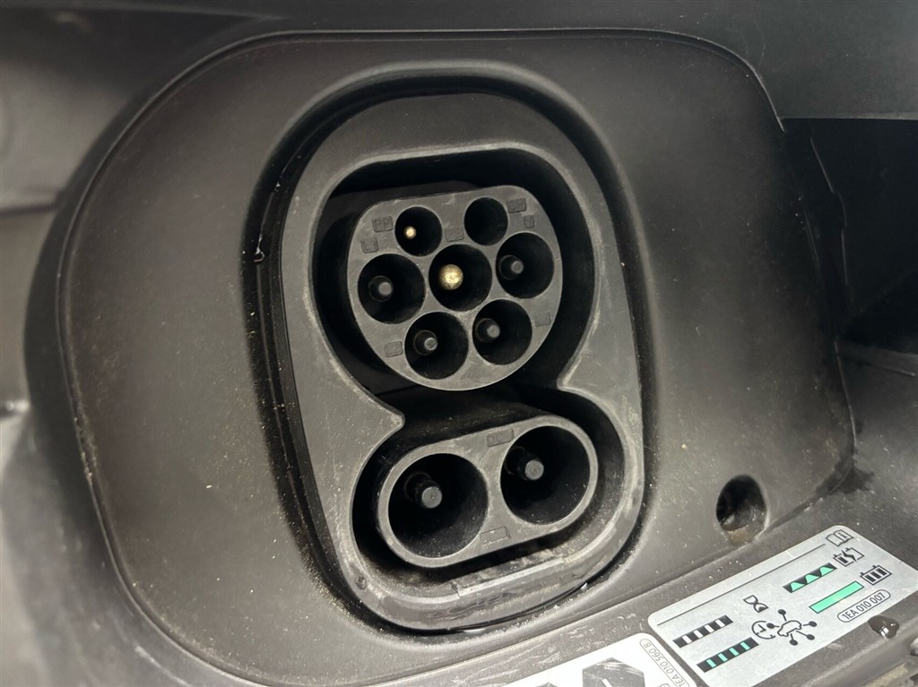 VW ID.4 EL Pro Performance 204HK 5d Aut. - Image 25