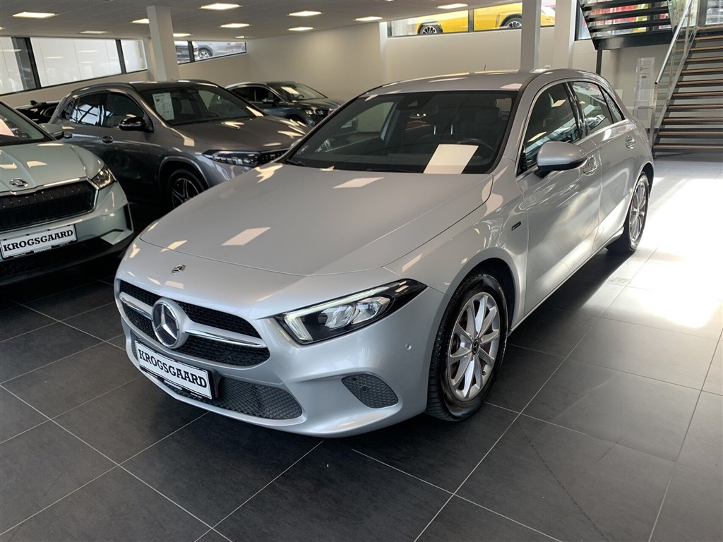 Mercedes-Benz A250 e 1,3 Plugin-hybrid Progressive 8G-DCT 218HK 5d 8g Aut.