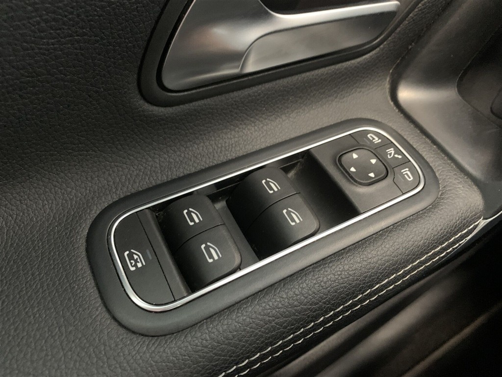 Mercedes-Benz A250 e 1,3 Plugin-hybrid Progressive 8G-DCT 218HK 5d 8g Aut. - Image 22