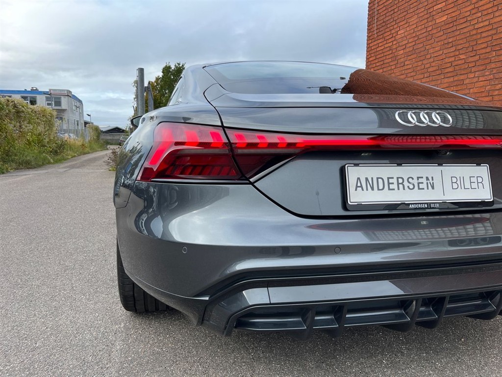 Audi E-tron GT EL Quattro 476HK 4d Aut. - Image 21
