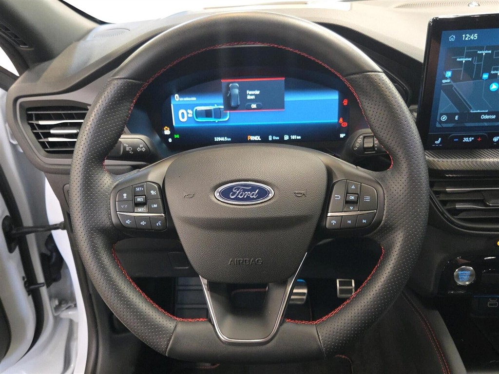 Ford Kuga 2,5 Plugin-hybrid ST-Line X CVT 243HK 5d Aut. - Image 8