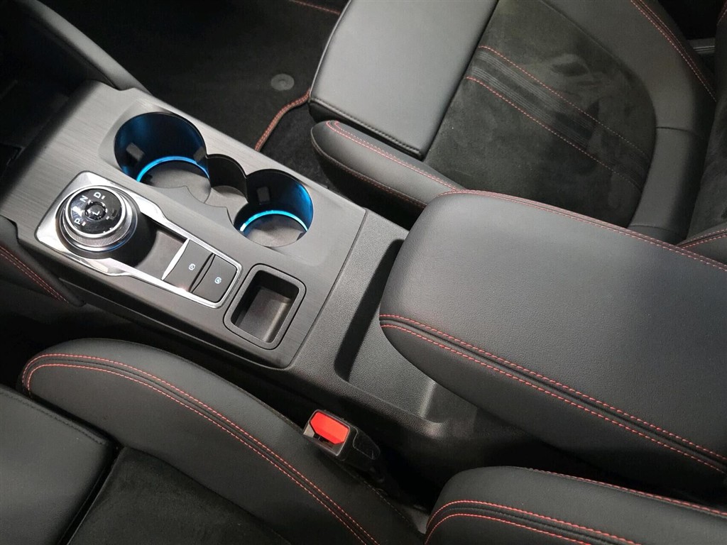 Ford Kuga 2,5 Plugin-hybrid ST-Line X CVT 243HK 5d Aut. - Image 12