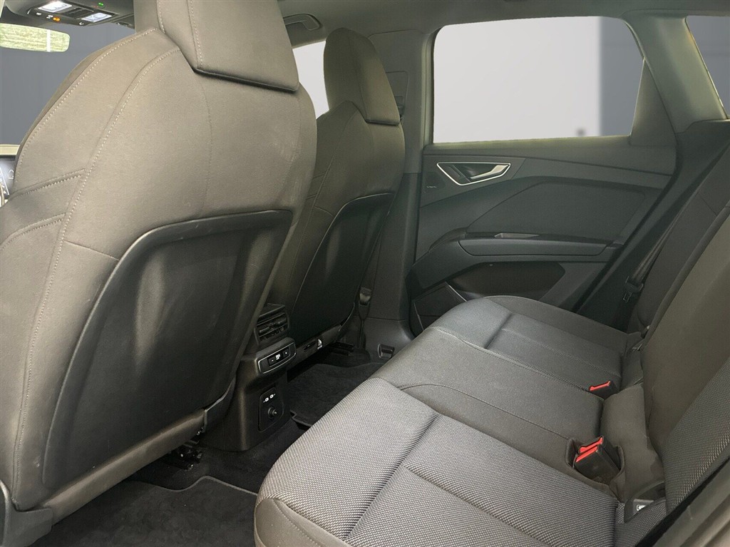 Audi Q4 40 E-tron Advanced 204HK 5d Aut. - Image 11