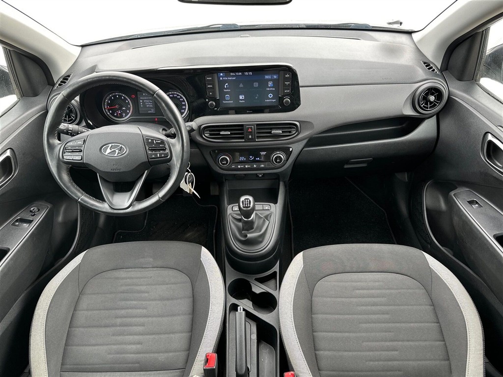 Hyundai i10 1,0 Advanced 67HK 5d - Image 4