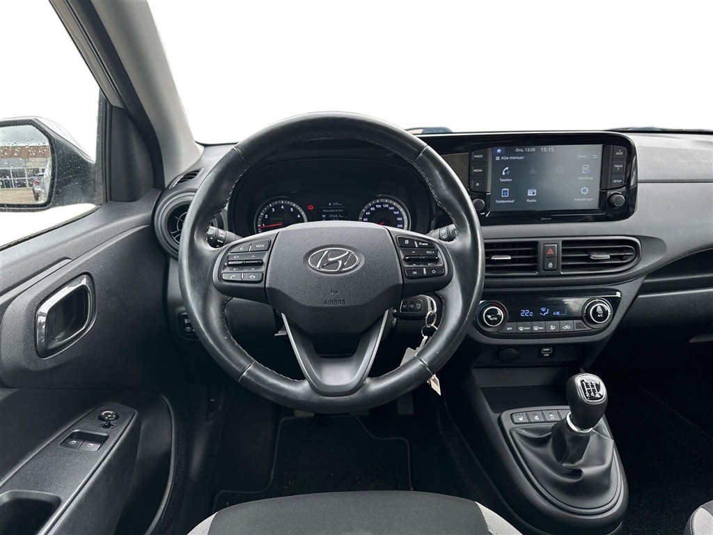 Hyundai i10 1,0 Advanced 67HK 5d - Image 9