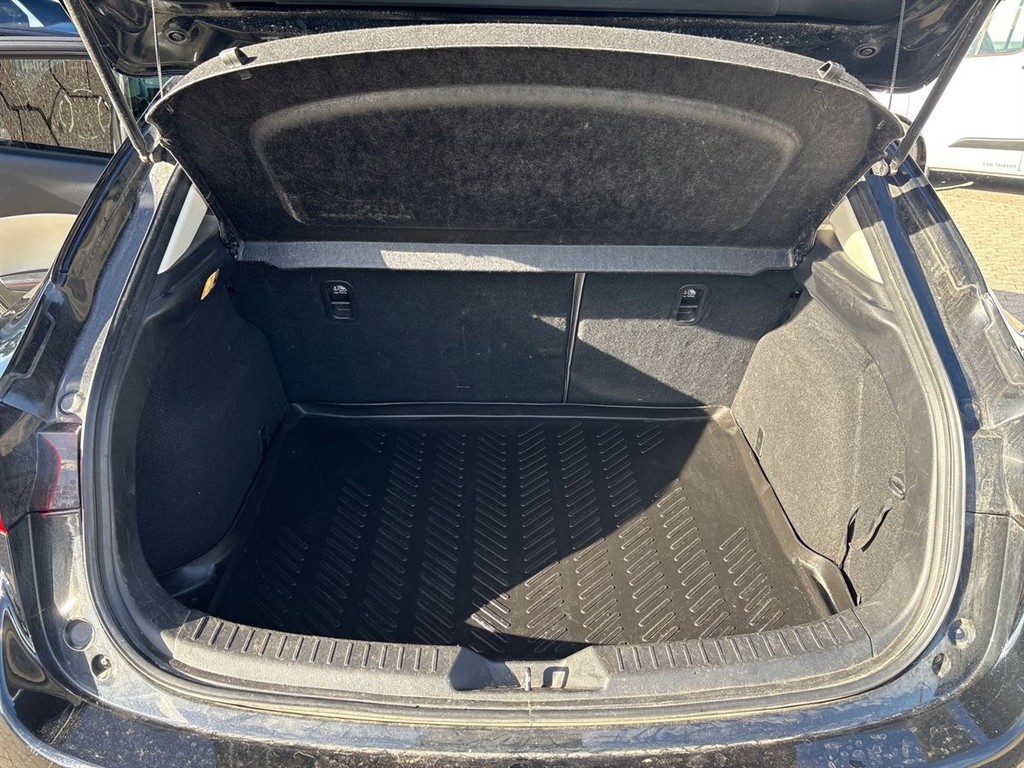 Mazda 3 2,2 Skyactiv-D Optimum 150HK 5d 6g Aut. - Image 13