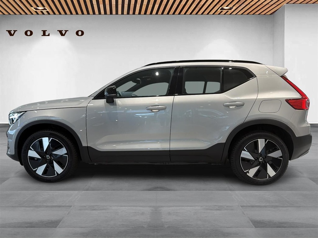 Volvo XC40 Recharge Extended Range Core 252HK 5d Aut. - Image 3