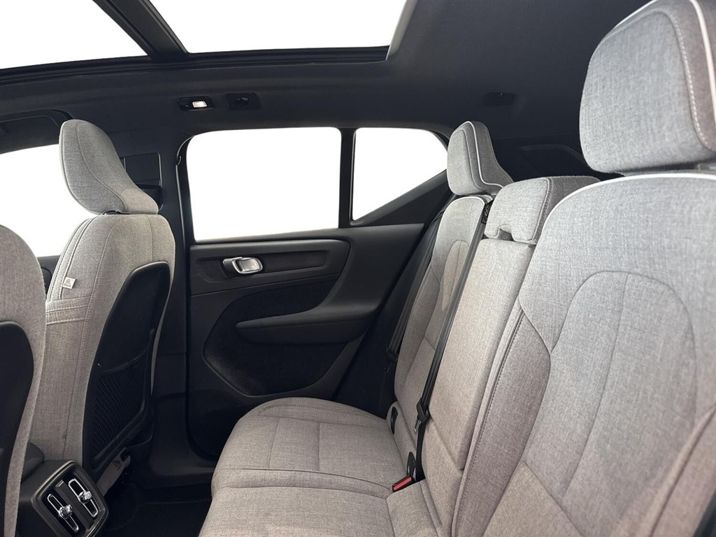 Volvo XC40 P6 Recharge Ultimate 231HK 5d Aut. - Image 6