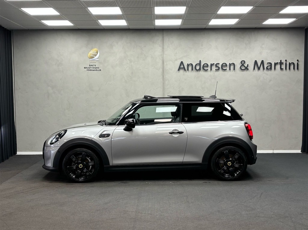 Mini Cooper SE EL Mini Yours 184HK 3d Aut. - Image 2