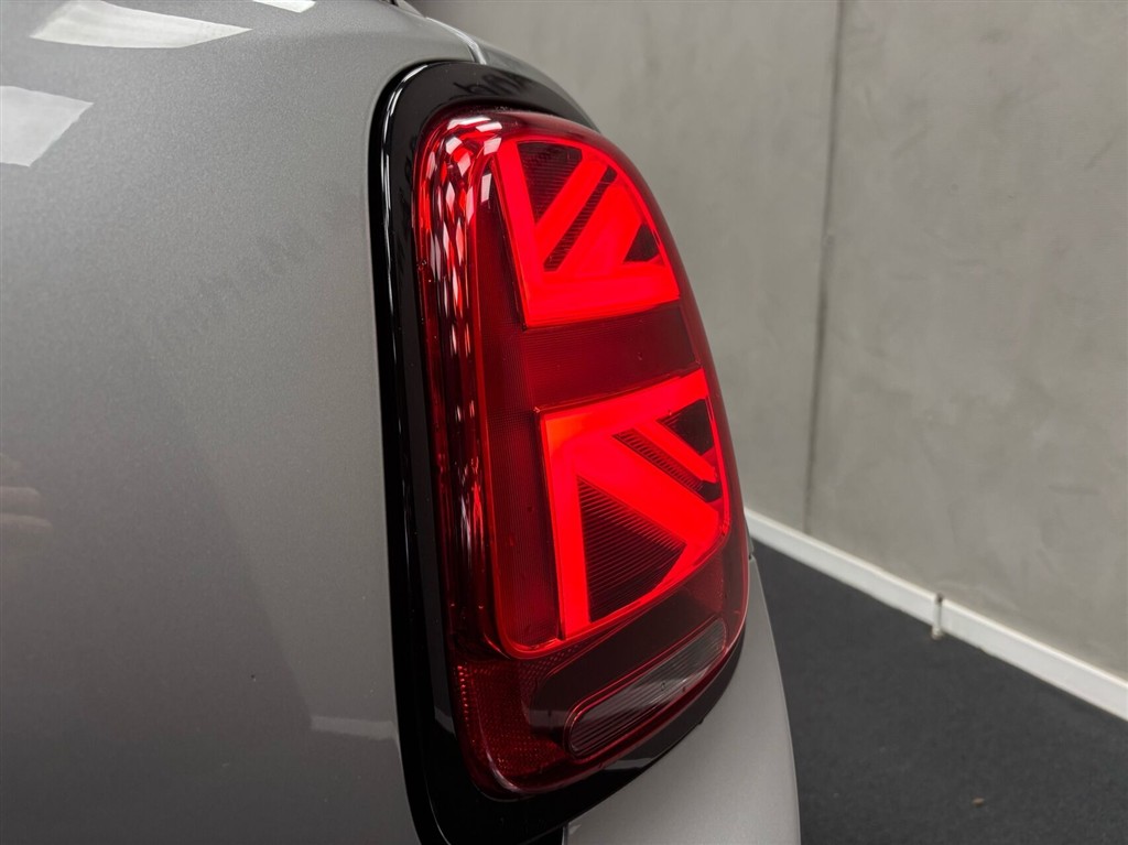 Mini Cooper SE EL Mini Yours 184HK 3d Aut. - Image 7