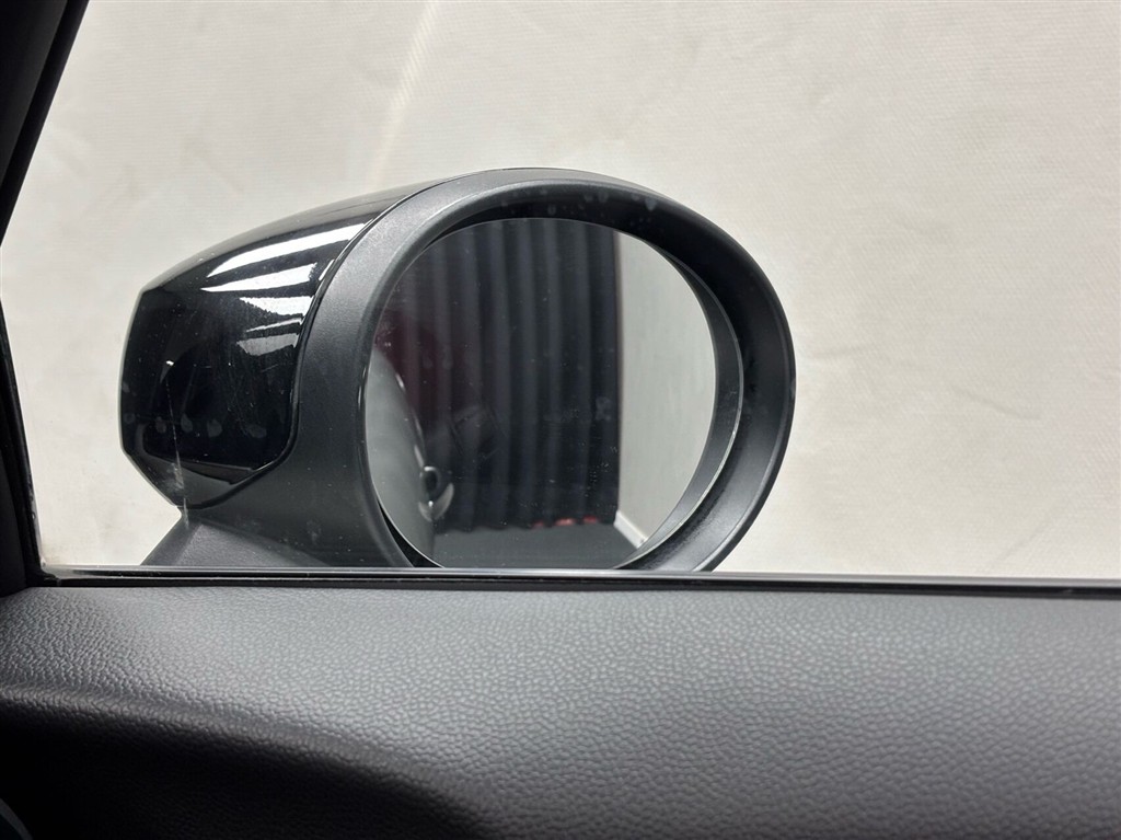 Mini Cooper SE EL Mini Yours 184HK 3d Aut. - Image 24
