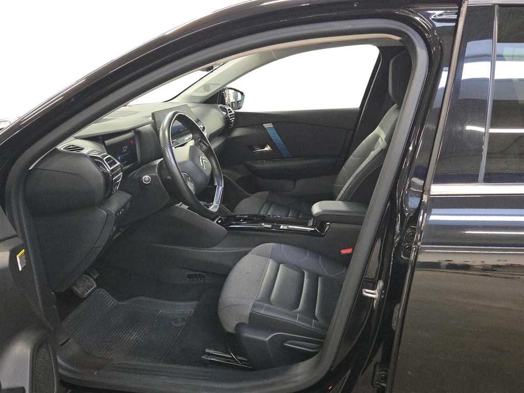 Citroën e-C4 EL Shine 136HK 5d Aut. - Image 4