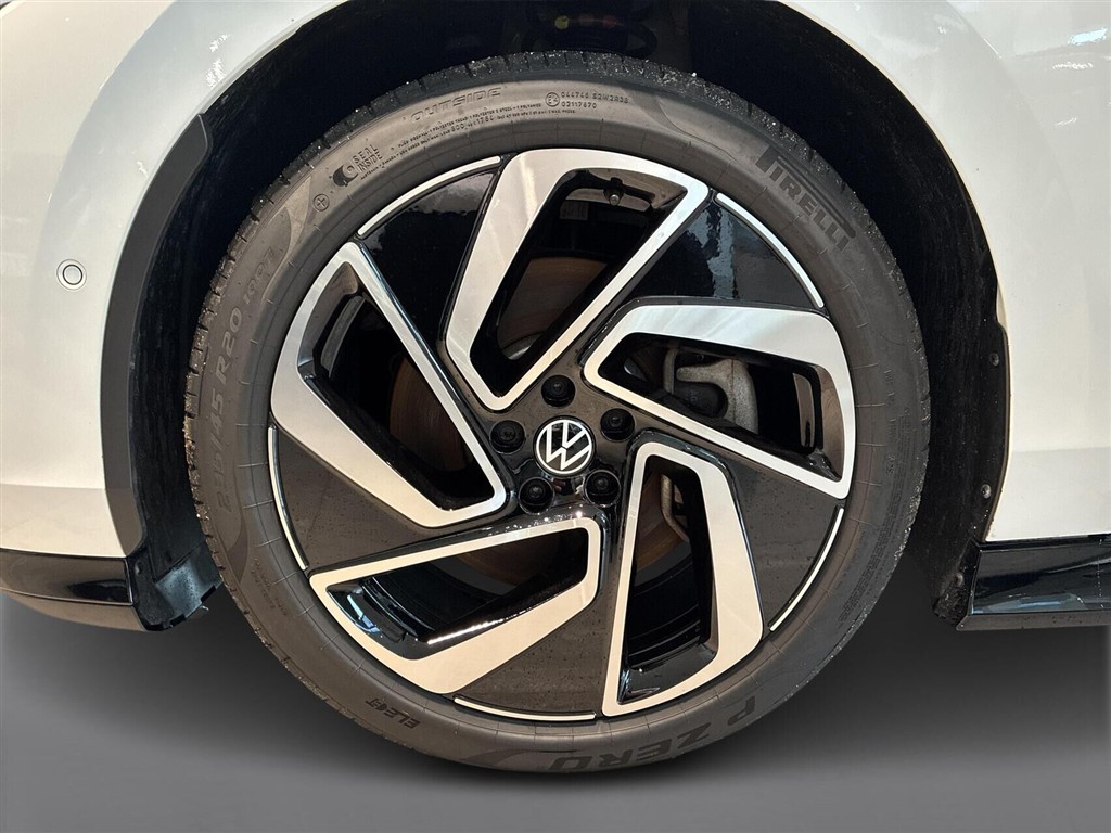 VW ID.7 Tourer EL Pro S 286HK Stc Aut. - Image 17