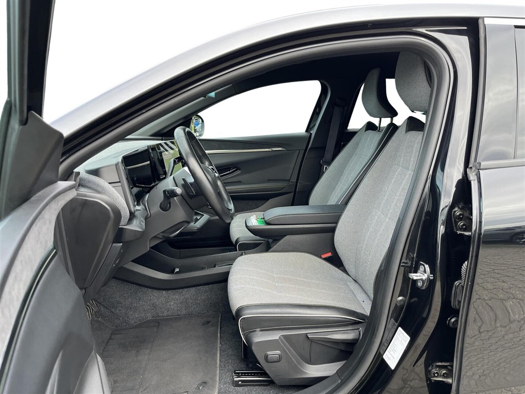 Renault Mégane E-TECH Techno 220HK 5d Aut. - Image 4