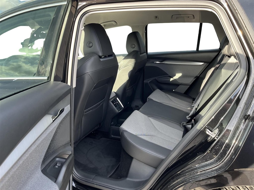 Skoda Enyaq 85x iV 4x4 286HK 5d Aut. - Image 5