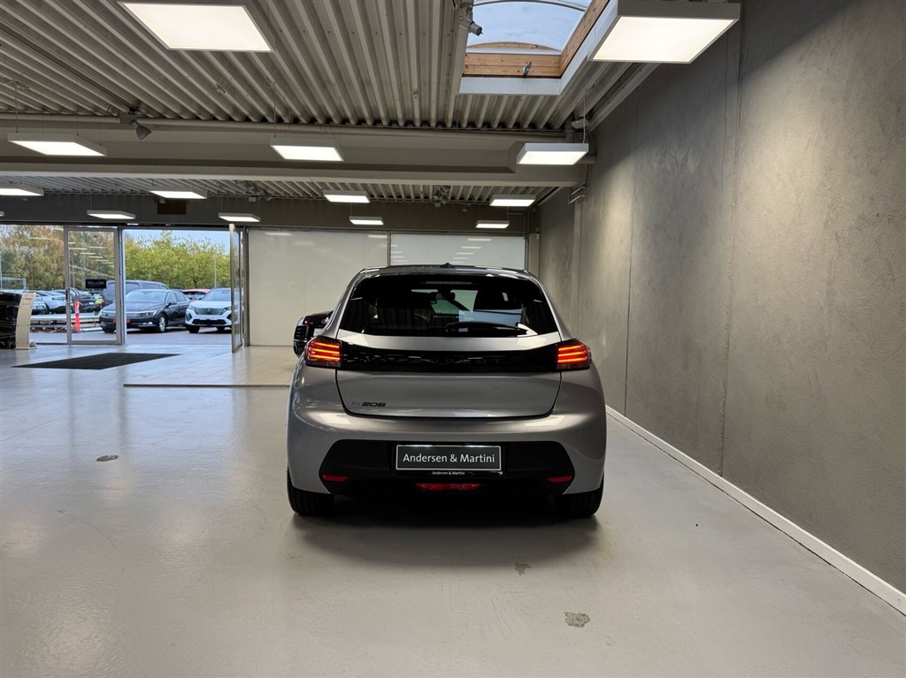 Peugeot e-208 EL Style 136HK 5d Aut. - Image 6