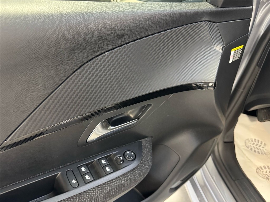 Peugeot e-208 EL Style 136HK 5d Aut. - Image 12