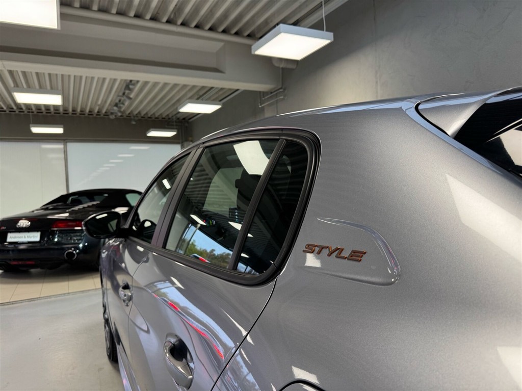 Peugeot e-208 EL Style 136HK 5d Aut. - Image 19