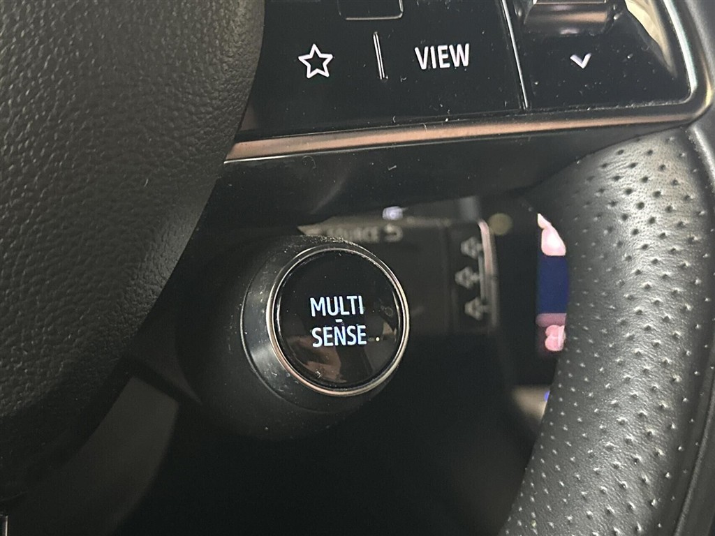 Renault Mégane E-TECH Techno 220HK 5d Aut. - Image 10