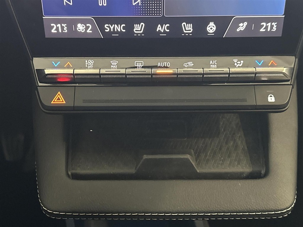 Renault Mégane E-TECH Techno 220HK 5d Aut. - Image 12