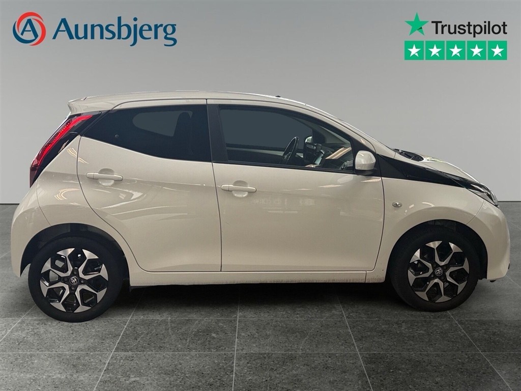 Toyota Aygo 1,0 VVT-I X-Press 72HK 5d - Image 6
