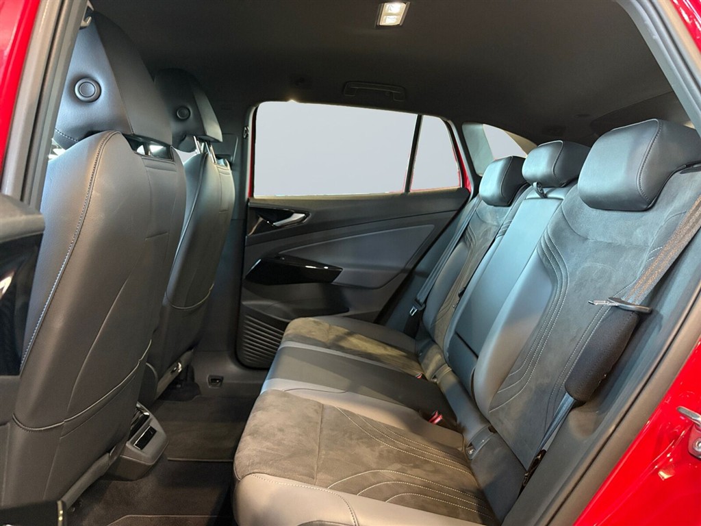 VW ID.4 EL Pro Performance 204HK 5d Aut. - Image 14
