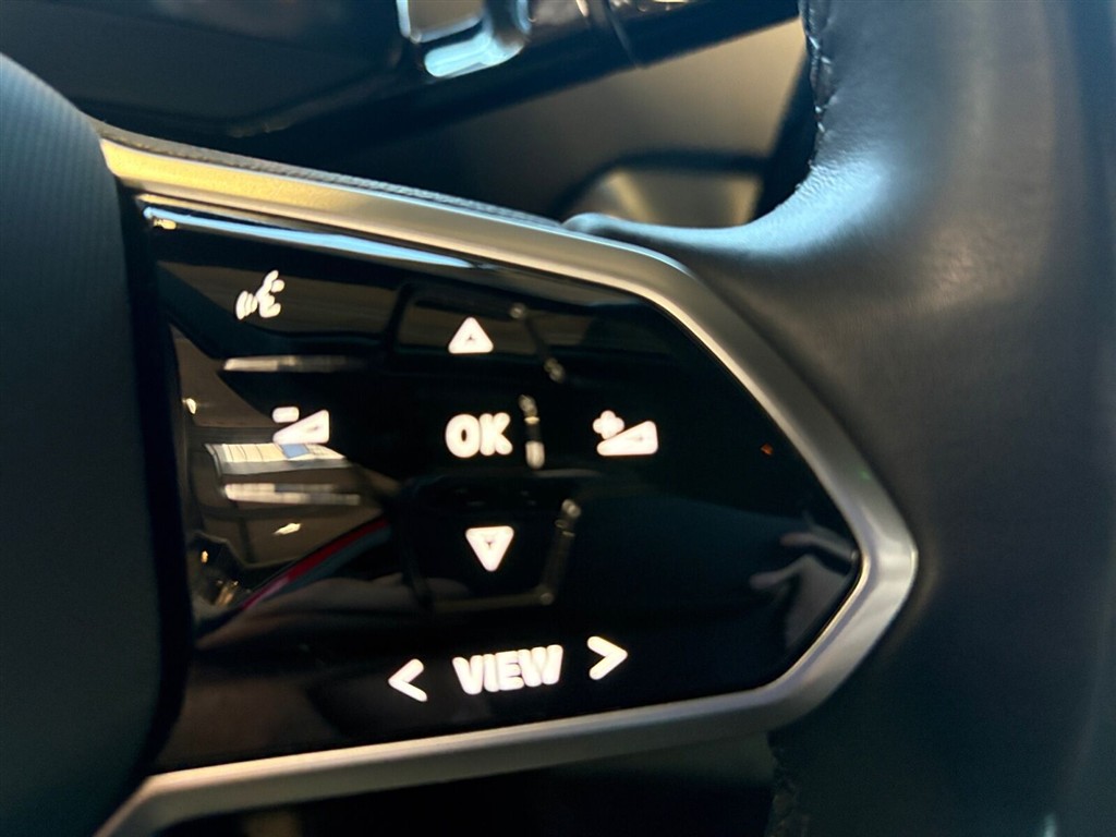 VW ID.4 EL Pro Performance 204HK 5d Aut. - Image 19