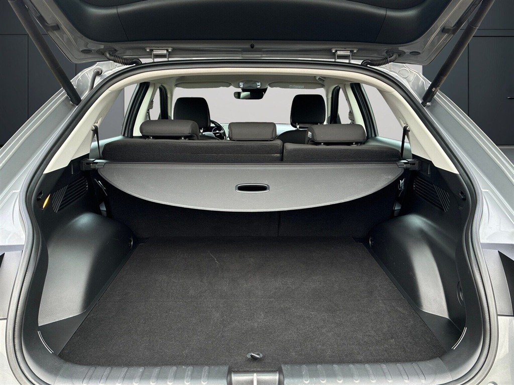 Hyundai Ioniq 5 Electric 77,4 kWh Dynamiq 229HK 5d Aut. - Image 7