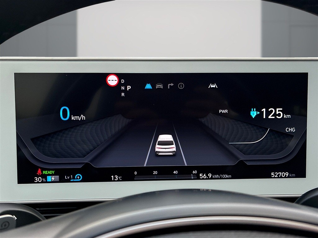 Hyundai Ioniq 5 Electric 77,4 kWh Dynamiq 229HK 5d Aut. - Image 13