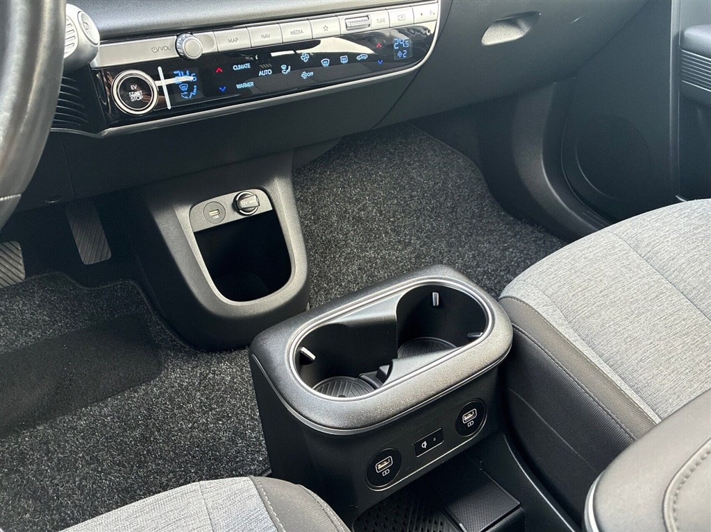 Hyundai Ioniq 5 Electric 77,4 kWh Dynamiq 229HK 5d Aut. - Image 16
