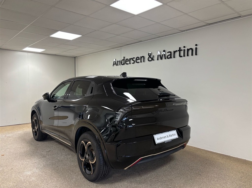 Alfa Romeo Junior EL Intensa 156HK 5d Aut. - Image 3