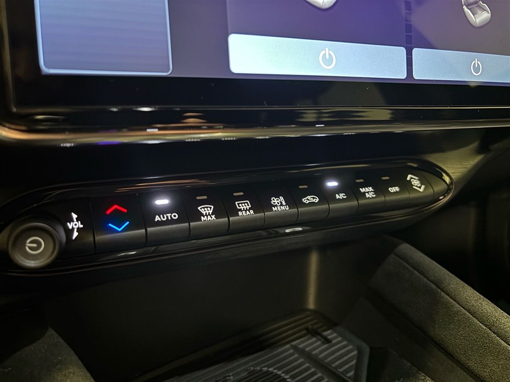 Alfa Romeo Junior EL Intensa 156HK 5d Aut. - Image 18