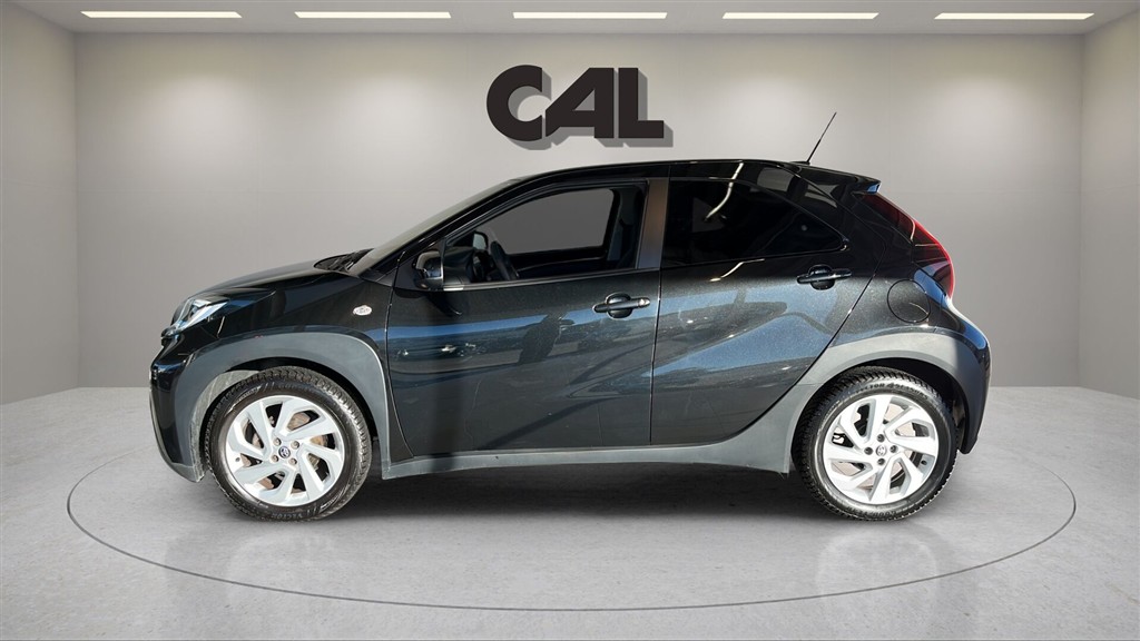 Toyota Aygo X 1,0 VVT-I Active 72HK 5d Aut. - Image 2