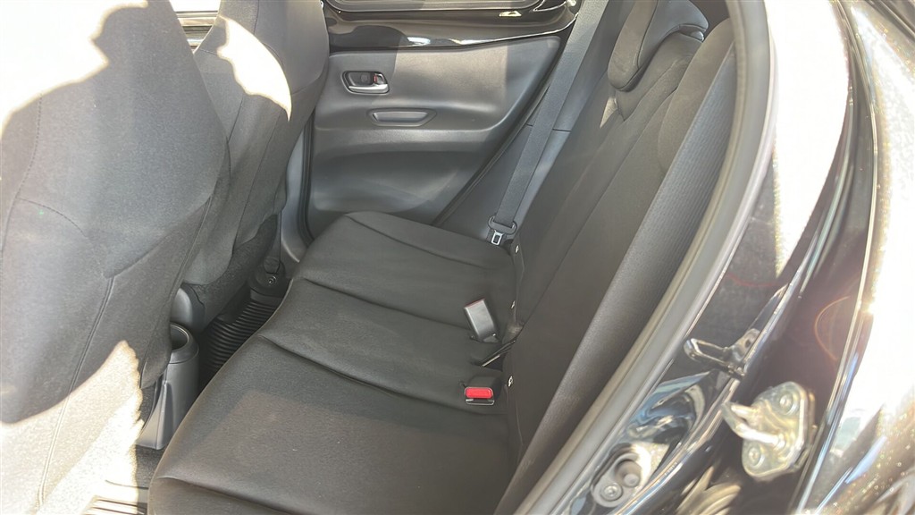 Toyota Aygo X 1,0 VVT-I Active 72HK 5d Aut. - Image 7