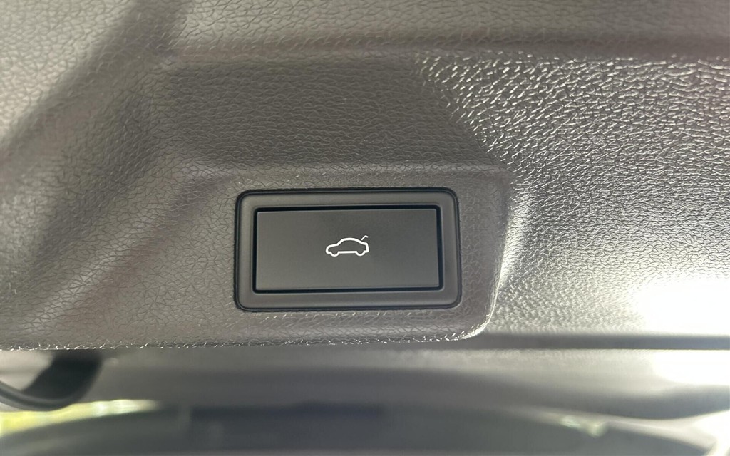VW ID.Buzz EL Pro 204HK Aut. - Image 18