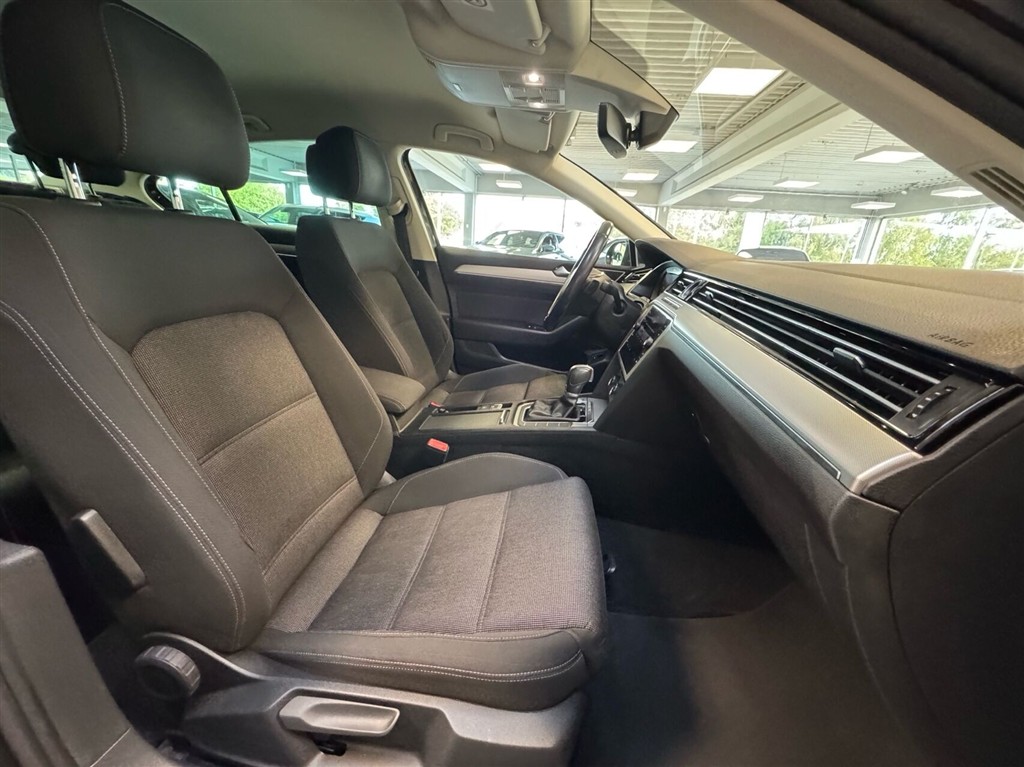VW Passat 1,5 TSI EVO ACT Comfortline Premium DSG 150HK 7g Aut. - Image 8