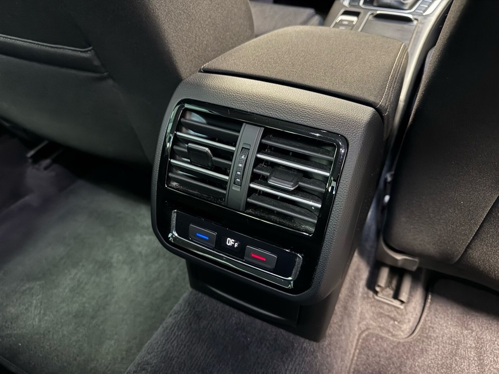 VW Passat 1,5 TSI EVO ACT Comfortline Premium DSG 150HK 7g Aut. - Image 10