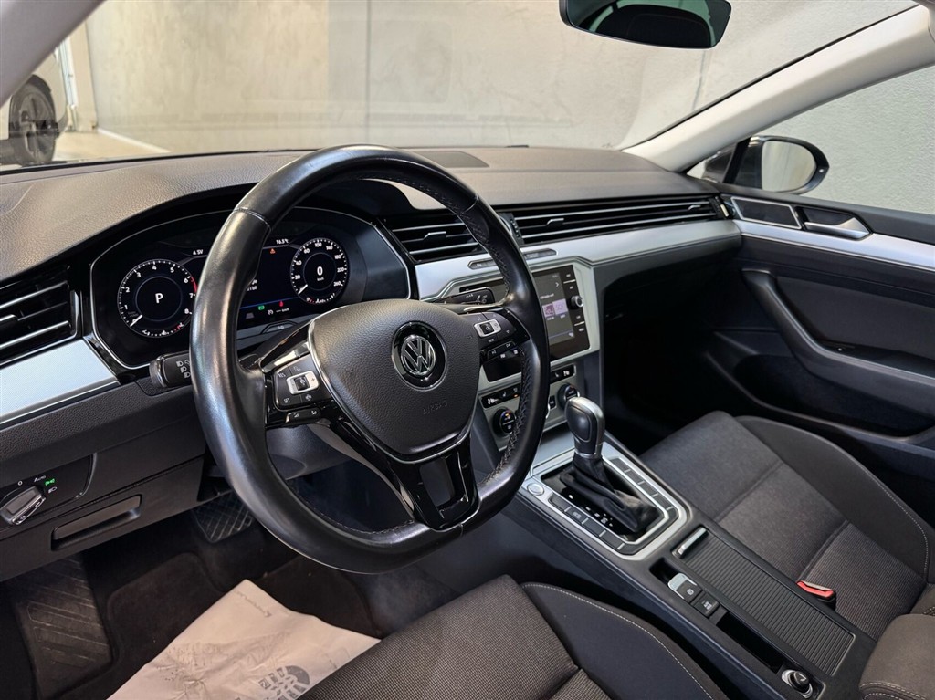 VW Passat 1,5 TSI EVO ACT Comfortline Premium DSG 150HK 7g Aut. - Image 13