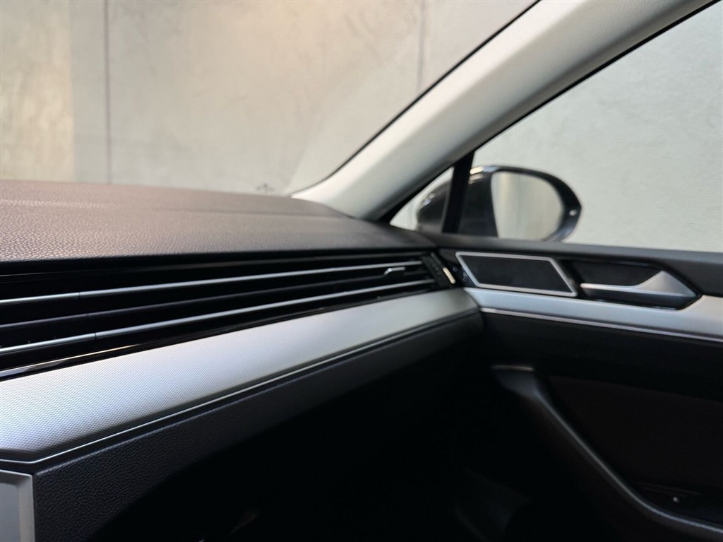 VW Passat 1,5 TSI EVO ACT Comfortline Premium DSG 150HK 7g Aut. - Image 18