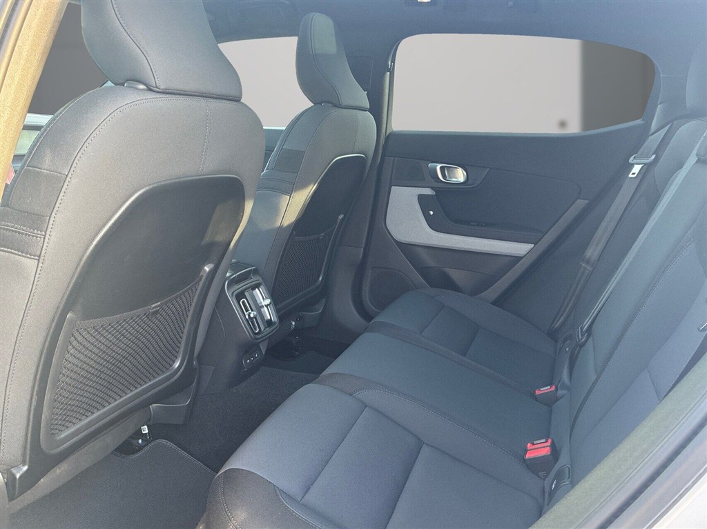 Polestar 2 EL Long Range Plus AWD 408HK 5d Aut. - Image 12