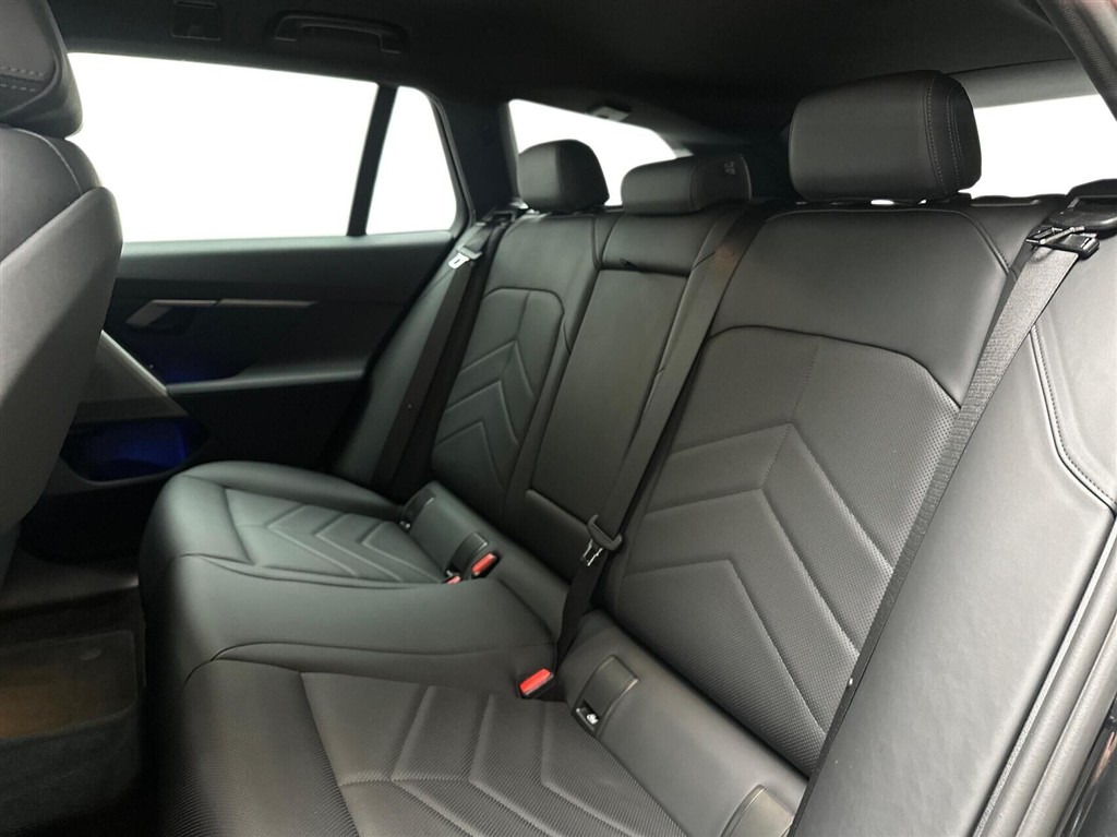 BMW i5 eDrive40 Touring EL M-Sport 340HK Stc Aut. - Image 13