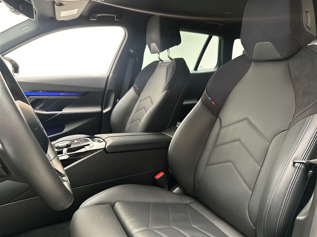 BMW i5 eDrive40 Touring EL M-Sport 340HK Stc Aut. - Image 18